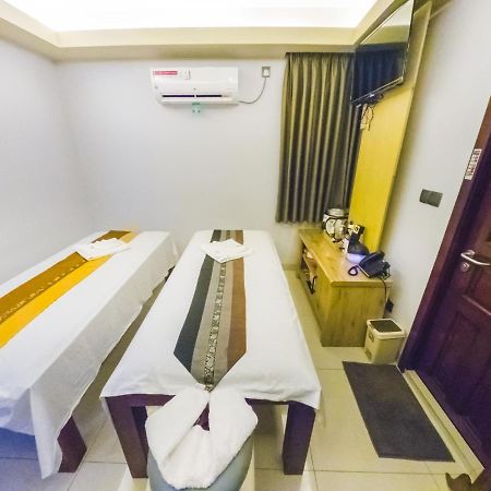 Casa Retreat Hotel Hulhumale Ngoại thất bức ảnh